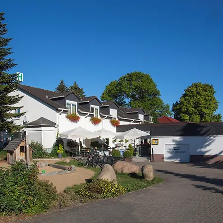 Hotel Fritz Schoene Lage Im Gruenen Mit Regionaler Kueche Kostenfreien Parkplaetzen Und E Ladestation