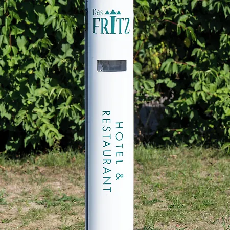 Fritz Schoene Lage Im Gruenen Mit Regionaler Kueche Kostenfreien Parkplaetzen Und E Ladestation Schwerin (Mecklenburg-Vorpommern)