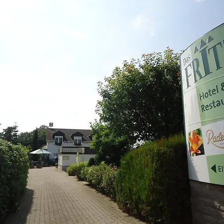 Fritz Schoene Lage Im Gruenen Mit Regionaler Kueche Kostenfreien Parkplaetzen Und E Ladestation Szálloda Schwerin