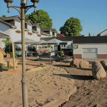 Fritz Schoene Lage Im Gruenen Mit Regionaler Kueche Kostenfreien Parkplaetzen Und E Ladestation Szálloda Schwerin