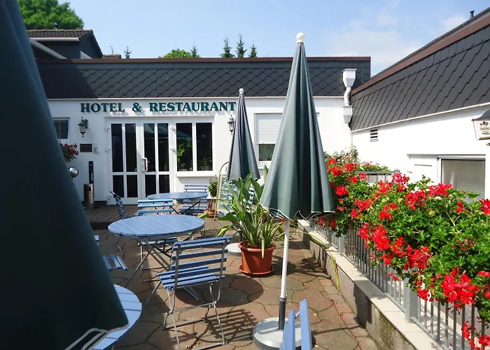 Fritz Schoene Lage Im Gruenen Mit Regionaler Kueche Kostenfreien Parkplaetzen Und E Ladestation 3*