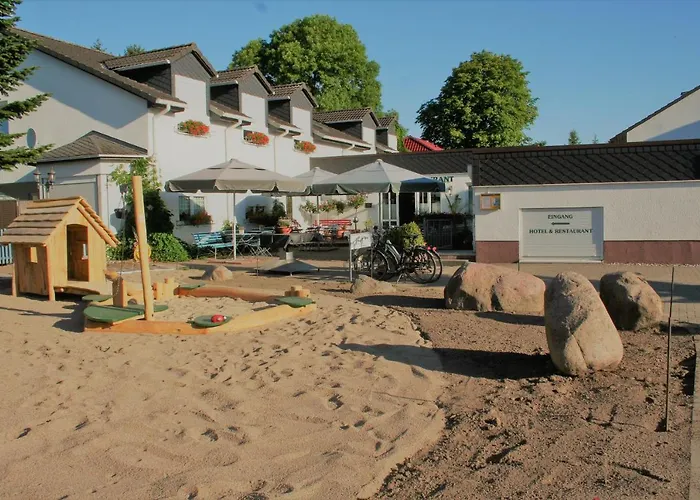 فندق Fritz Schoene Lage Im Gruenen Mit Regionaler Kueche Kostenfreien Parkplaetzen Und E Ladestation